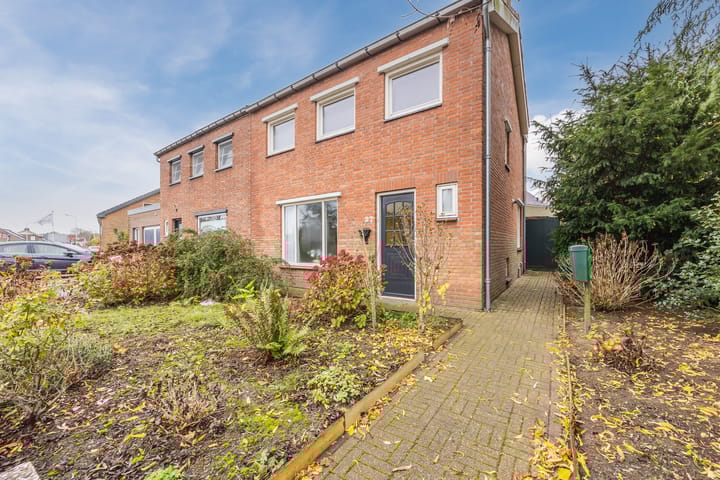 Photo 4 of Kasteelstraat 27