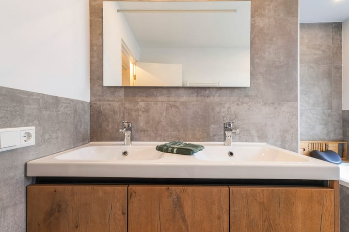 Photo 42 of van den Kerkhoffstraat 36