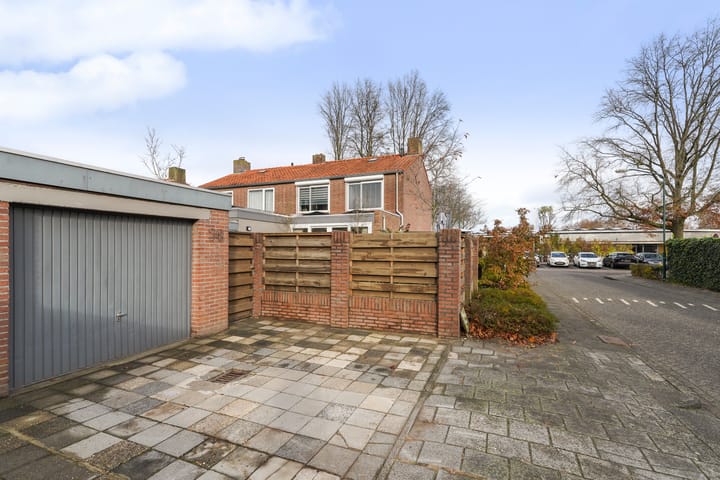 Photo 52 of van den Kerkhoffstraat 36