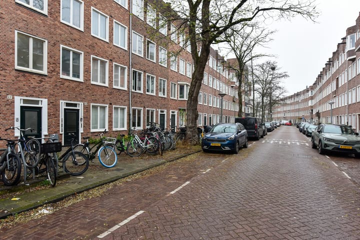 Photo 17 of Van Spilbergenstraat 17-1