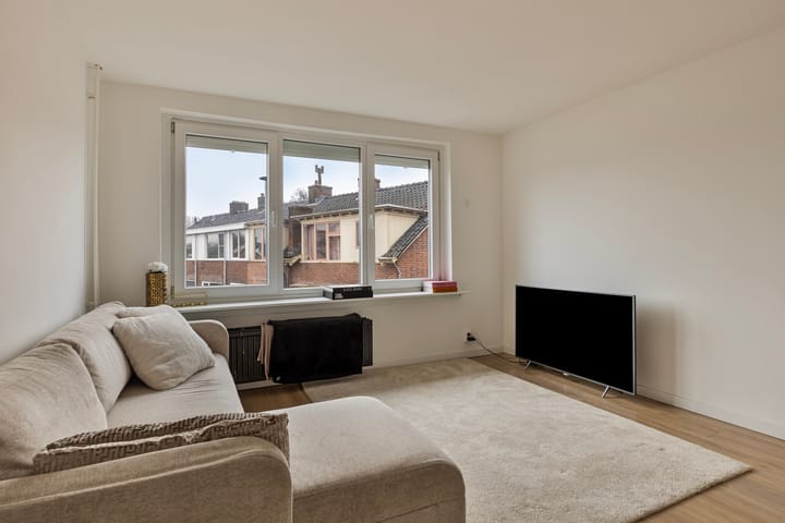 Photo 8 of Huissensestraat 39-2