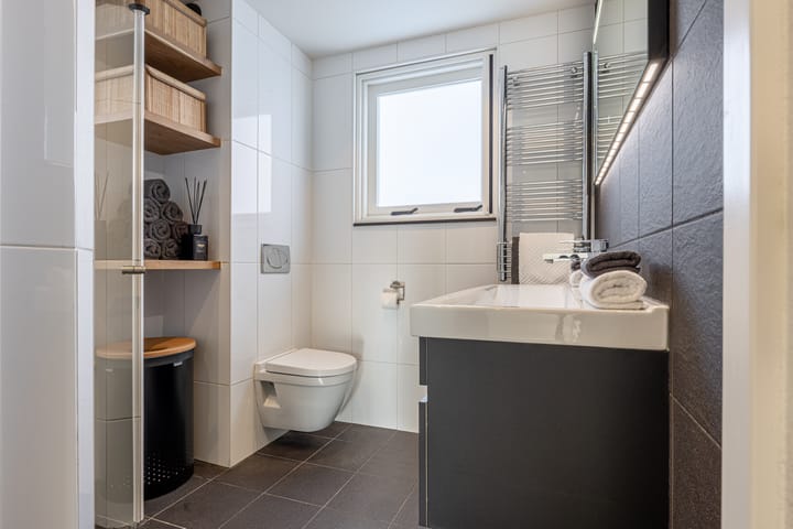 Photo 32 of Amfibieplein 7