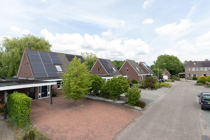 Photo 25 of Pinksterbloem 12