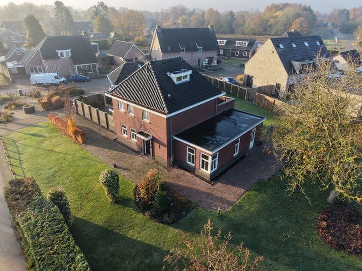 Foto 42 van Heescheweg 11