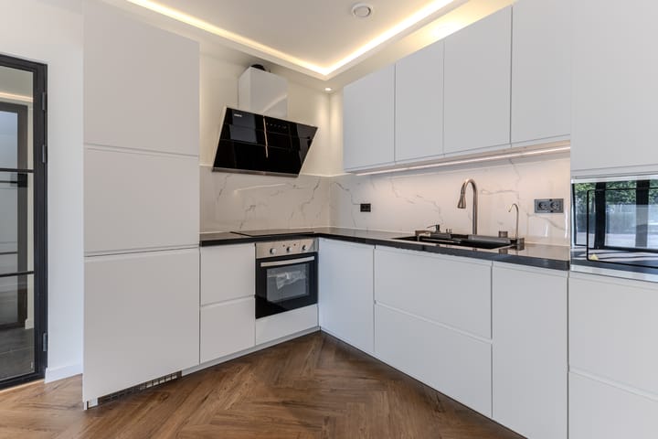 Photo 4 of Overboslaan 18