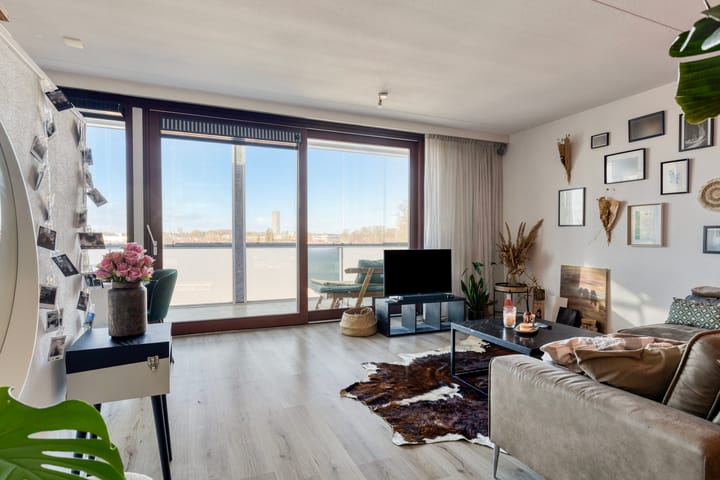 Photo 2 of Voltstraat 182