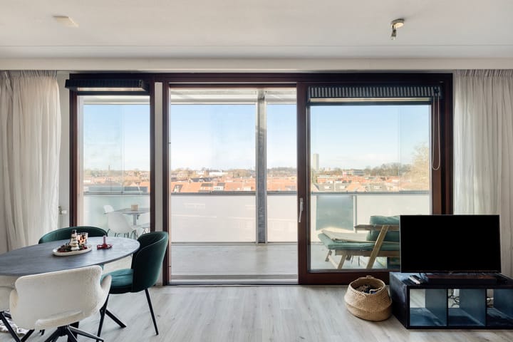 Photo 11 of Voltstraat 182