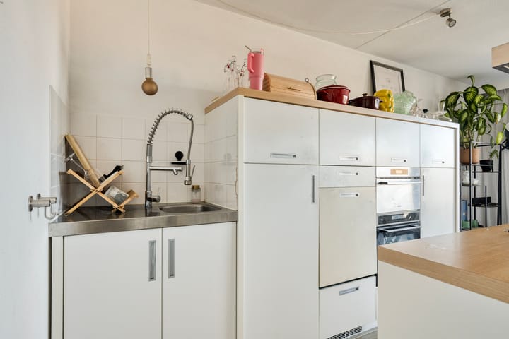 Photo 12 of Voltstraat 182