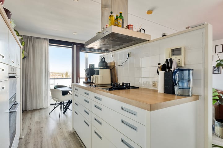 Photo 13 of Voltstraat 182