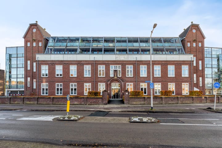 Photo 33 of Voltstraat 182