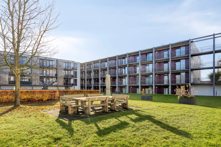 Photo 34 of Voltstraat 182