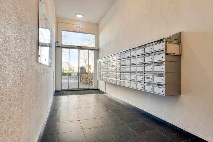 Photo 35 of Voltstraat 182