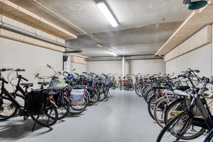 Photo 40 of Voltstraat 182