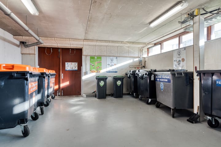 Photo 41 of Voltstraat 182