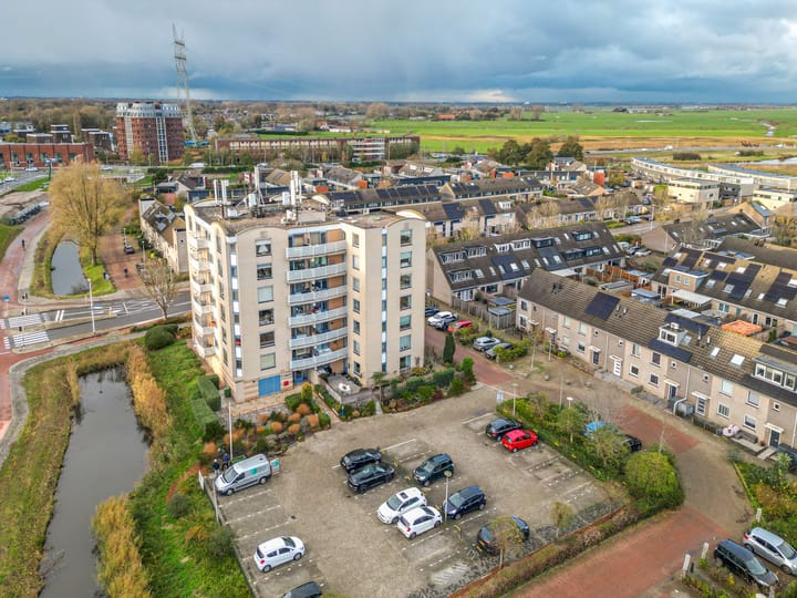 Photo 23 of Wagenmaker 46