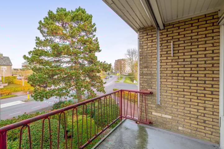 Photo 17 of Oranjelaan 81