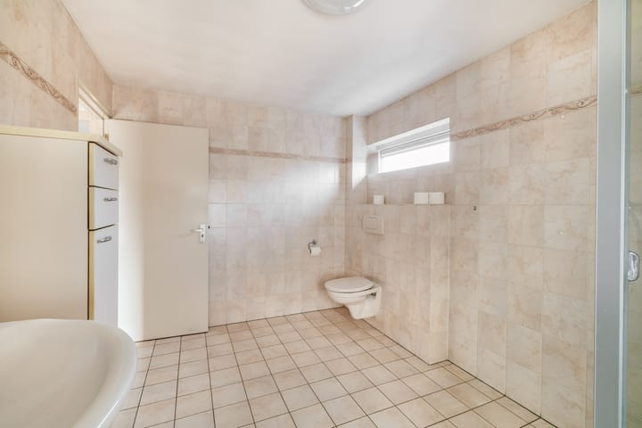 Photo 22 of Oranjelaan 81