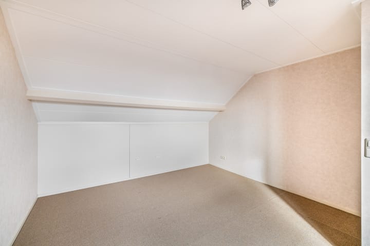 Photo 26 of Oranjelaan 81