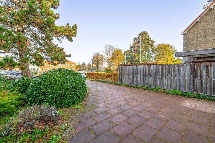 Photo 36 of Oranjelaan 81