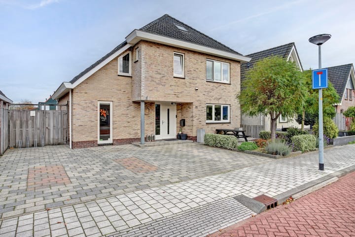 Photo 2 of Klaversloot 41