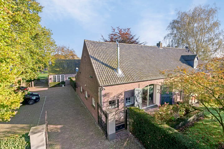 Photo 2 of Beerseweg 5