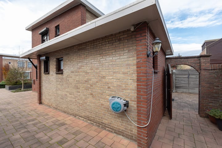 Photo 31 of Frans Halsstraat 18