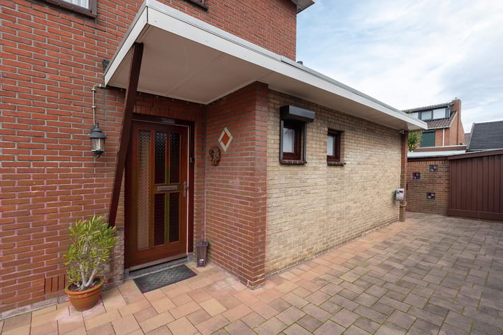 Photo 32 of Frans Halsstraat 18