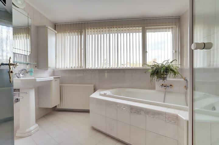 Photo 29 of Noordhoeklaan 12