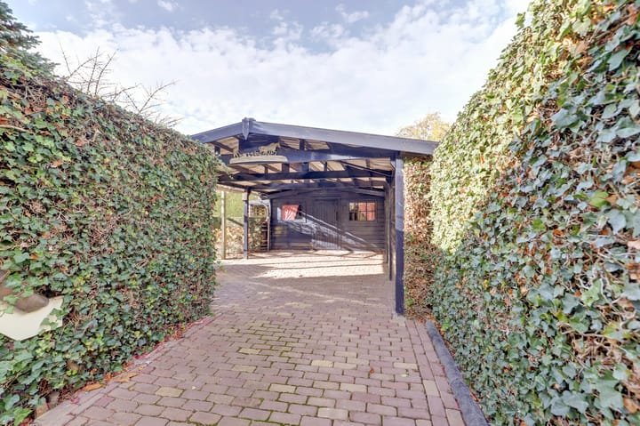 Photo 36 of Noordhoeklaan 12