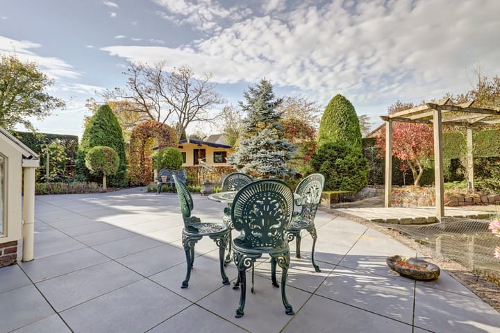 Photo 40 of Noordhoeklaan 12