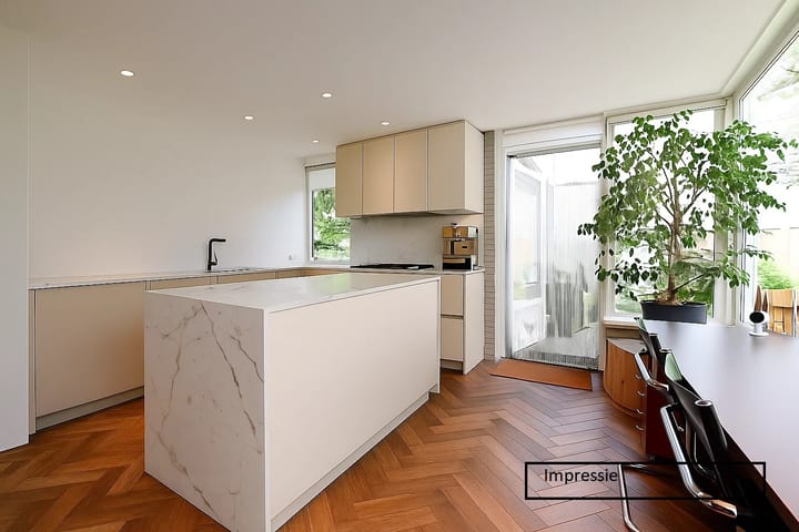 Foto 15 van Planetenweg 11