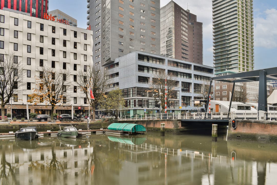 Photo 1 of Wijnbrugstraat 13-B