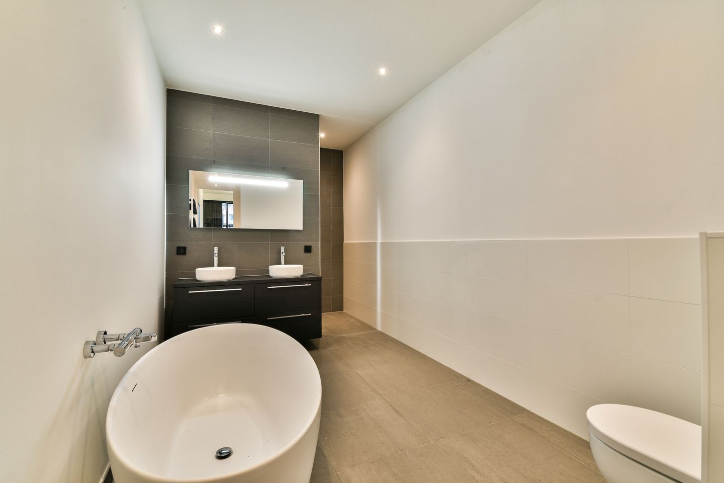 Photo 25 of Wijnbrugstraat 13-B