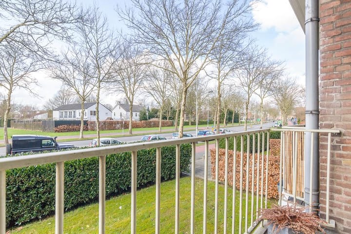 Photo 16 of Beverweg 12