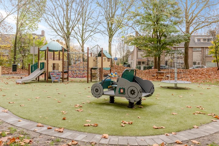 Photo 42 of Montfortanenlaan 102