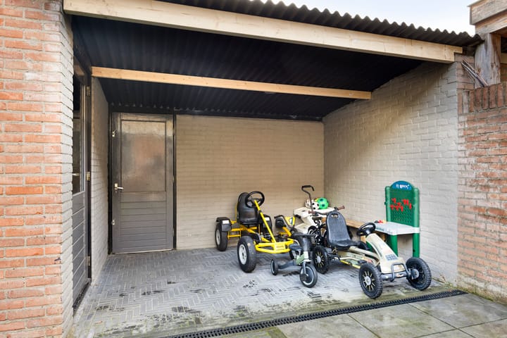 Photo 41 of Huchtstraat 78