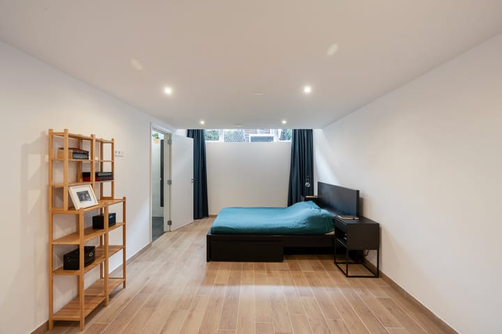 Foto 25 van Blommersdijkselaan 13-A