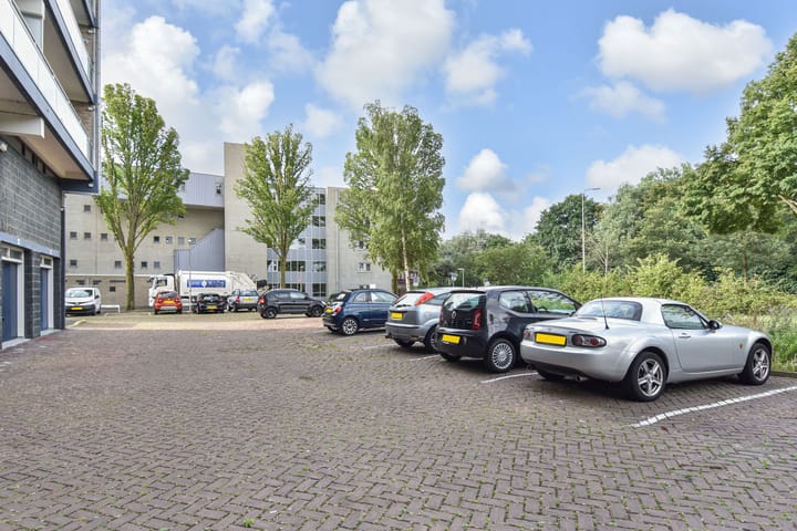 Foto 36 van Pisuissestraat 357