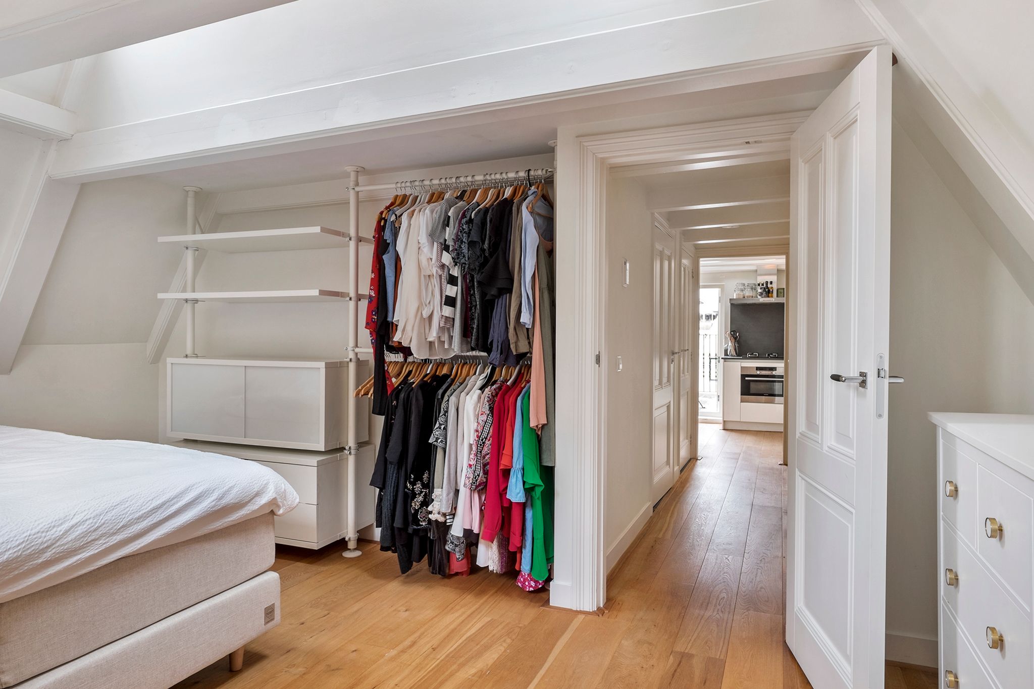 Foto 21 van Jonas Daniël Meijerplein 17-3