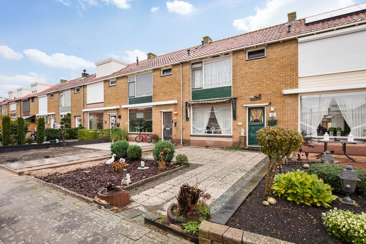 Photo 2 of Asterstraat 42