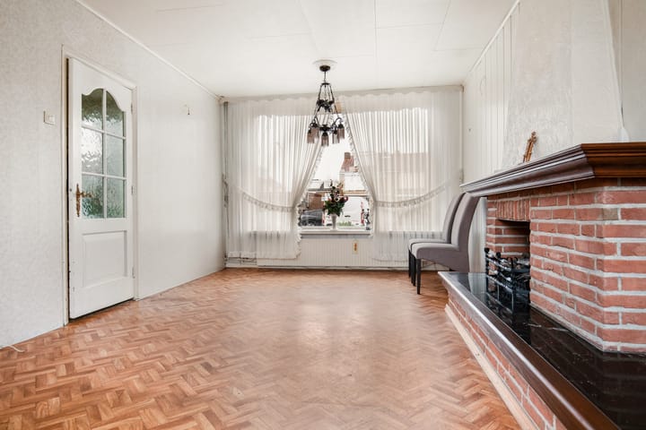 Photo 4 of Asterstraat 42