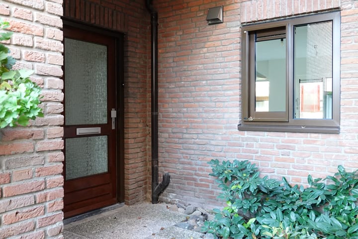 Foto 3 van Troelstraplein 21