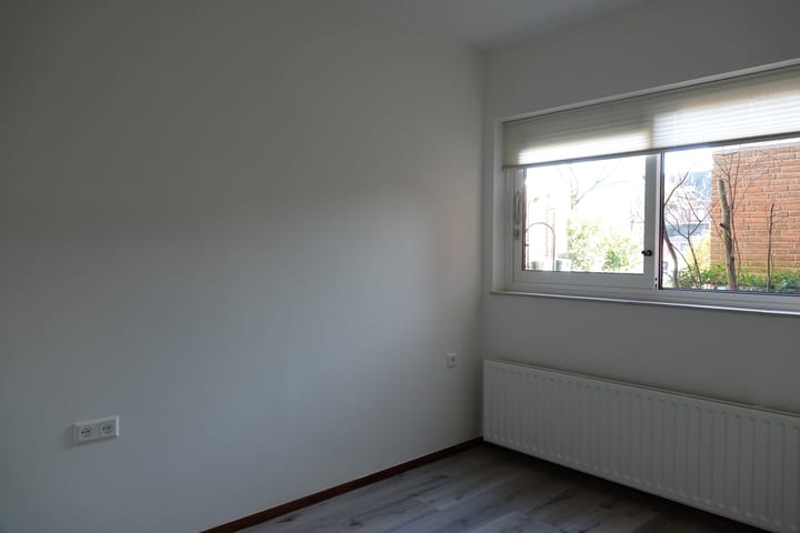 Photo 9 of Troelstraplein 21