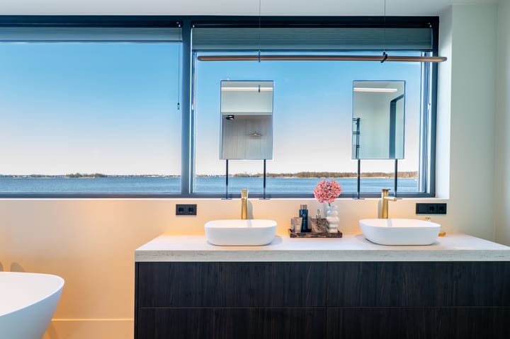 Photo 40 of Nieuw-Loosdrechtsedijk 232