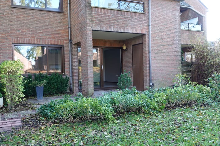 Photo 26 of Troelstraplein 21