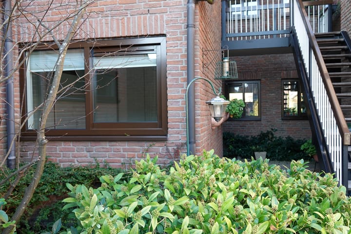 Foto 2 van Troelstraplein 21