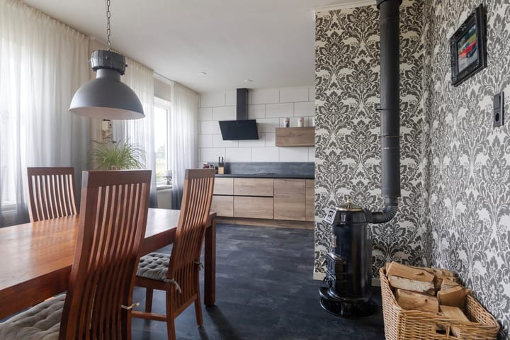 Photo 14 of Kadal 58