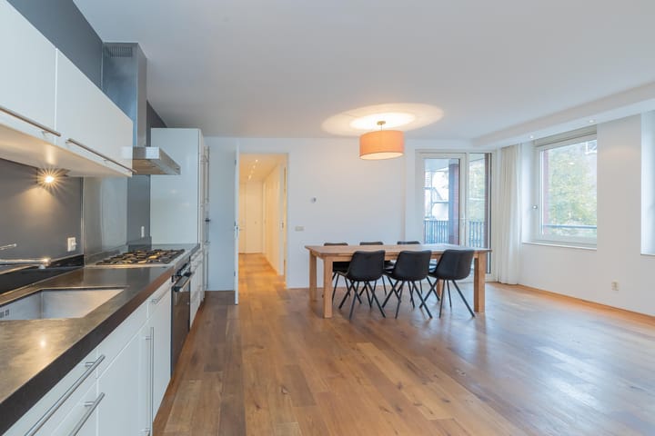 Photo 20 of Klarenbeekstraat 73