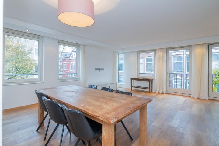 Photo 16 of Klarenbeekstraat 73