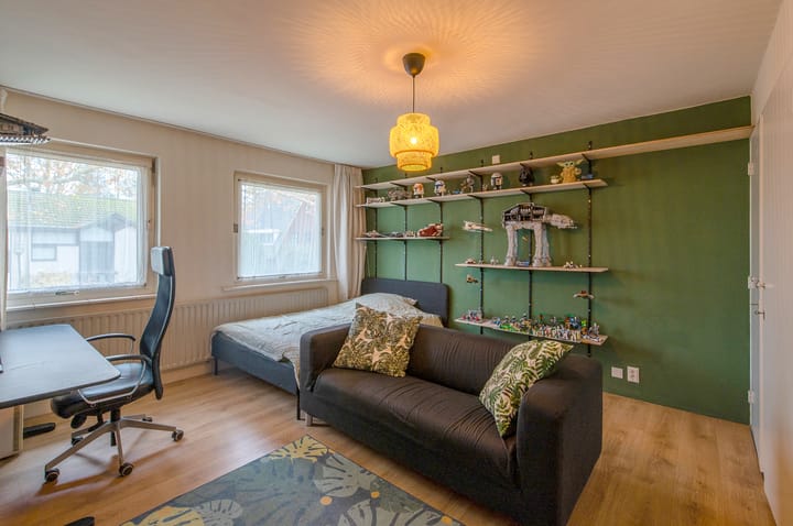 Photo 22 of Burgemeester van Dommelenlaan 17